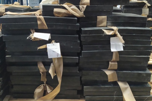 Техпластина 40 мм ТМКЩ-C 2Ф (520х520 мм, 17,4 кг) ГОСТ 7338-90